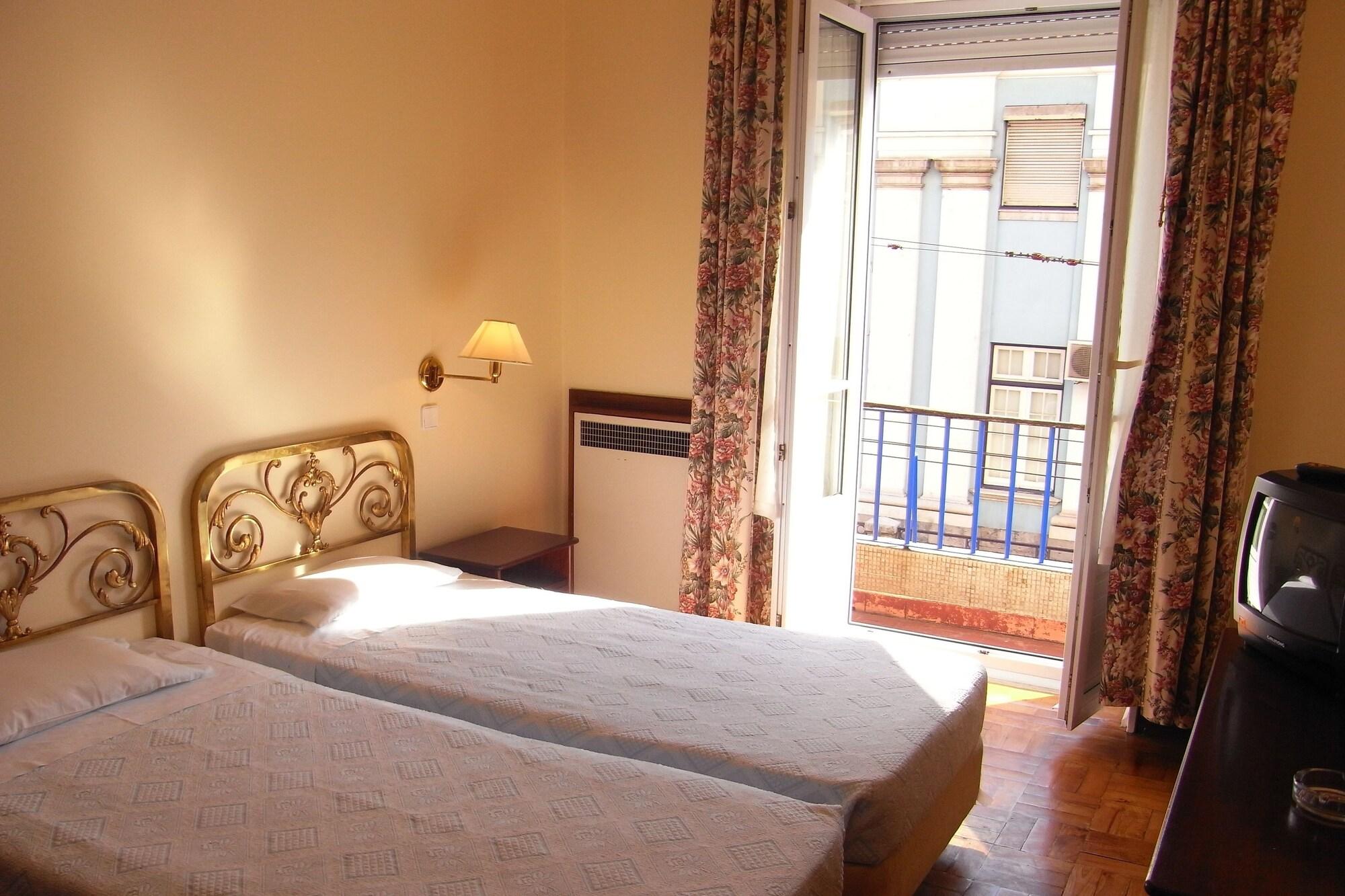 Hotel Braganca Coimbra Exterior photo